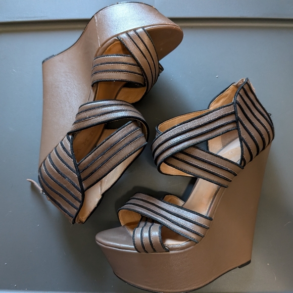 L.A.M.B Bernadette Leather Wedge W7.5 - Picture 2 of 8